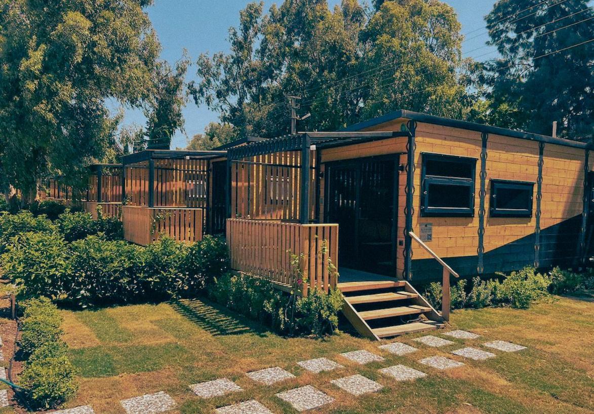 Bitez Tiny House & *