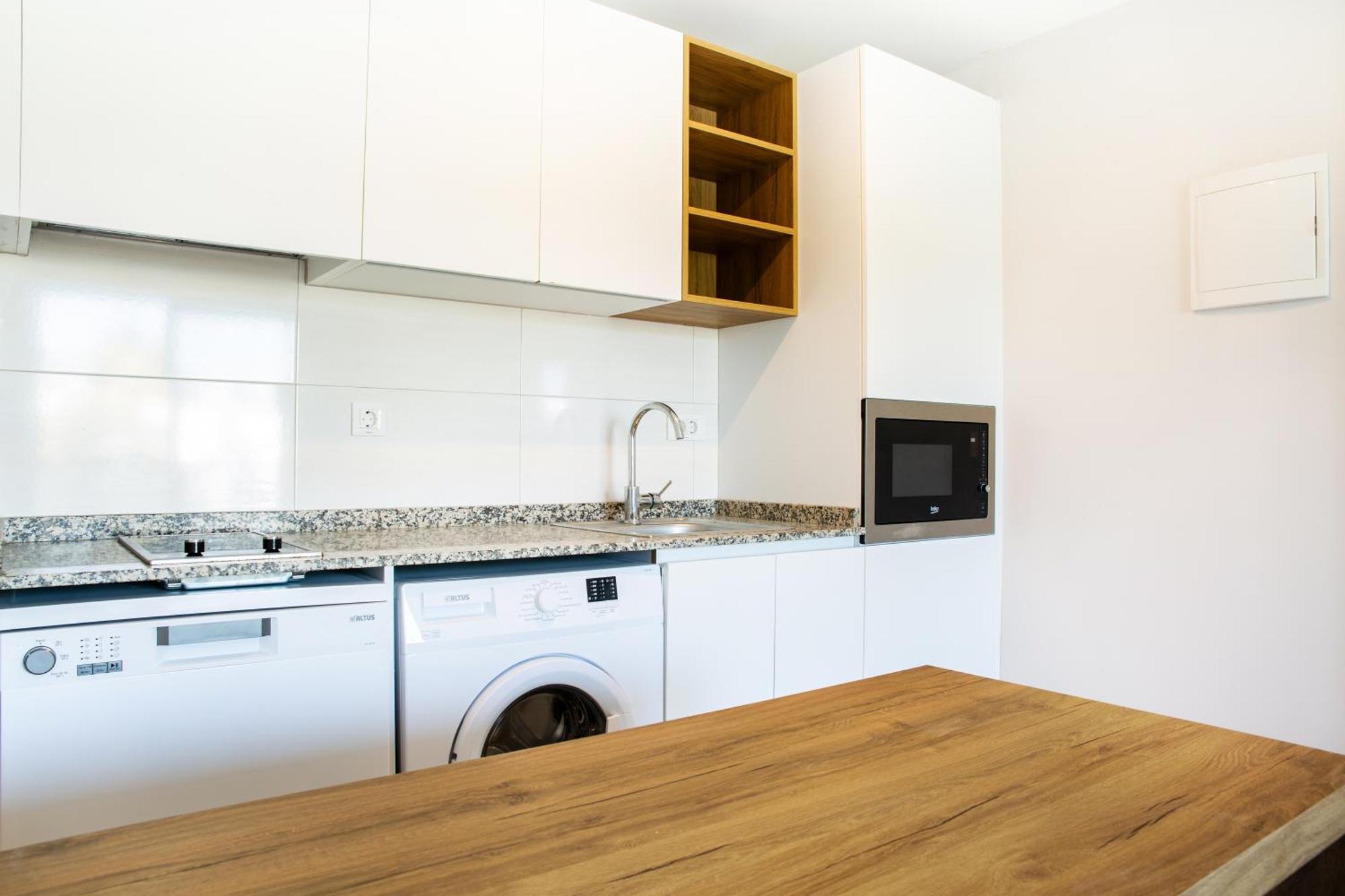 Queen By Important Group Travel Aparthotel 3*