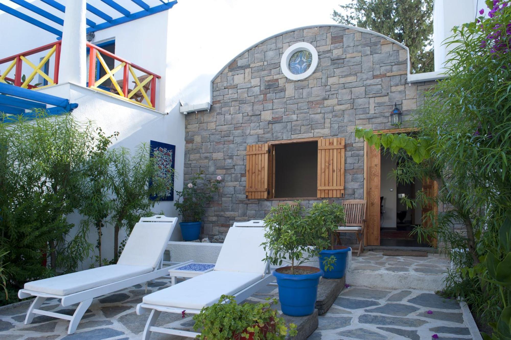 Su - Hotel 3*