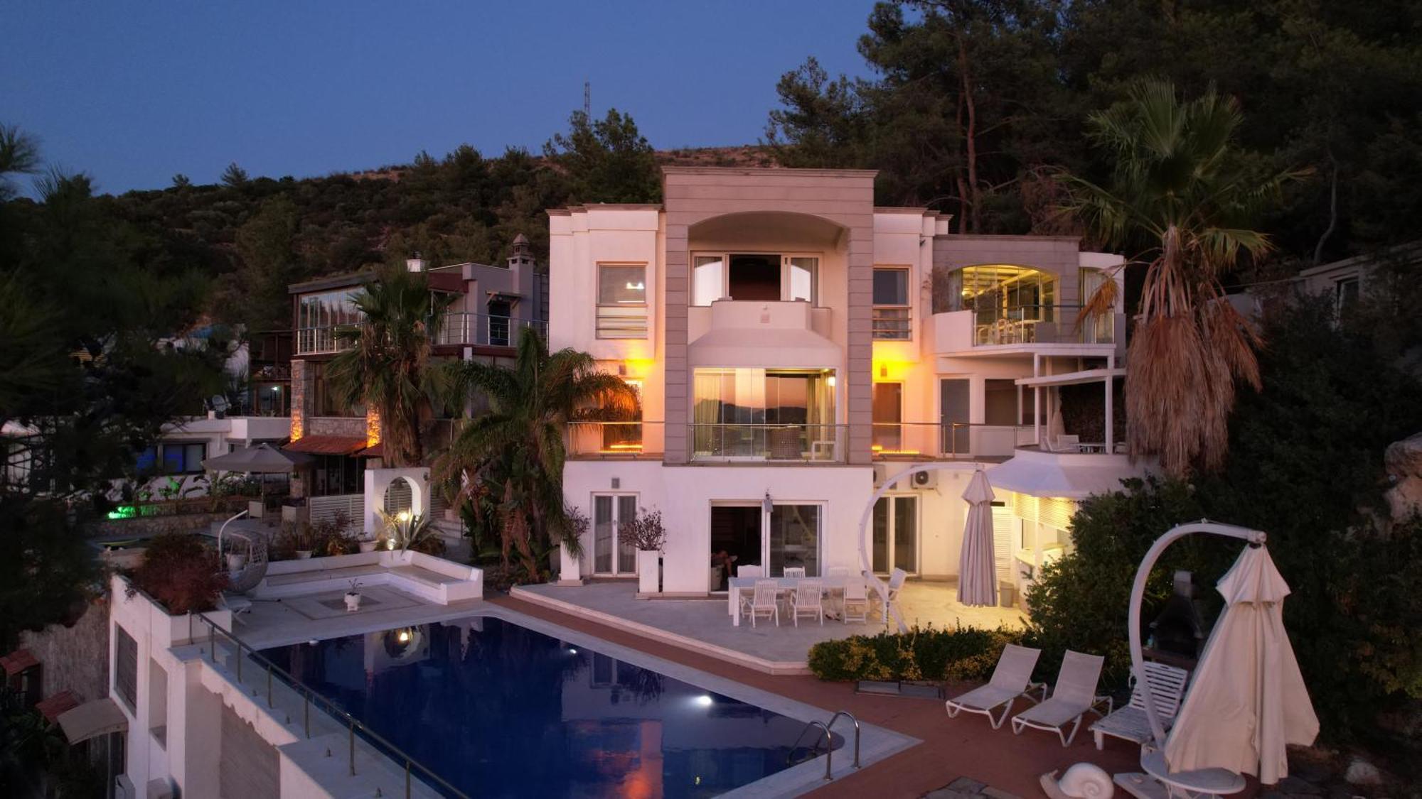Panorama Mansion