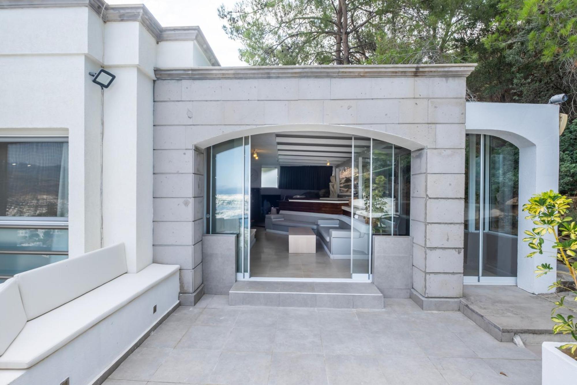Panorama Mansion *