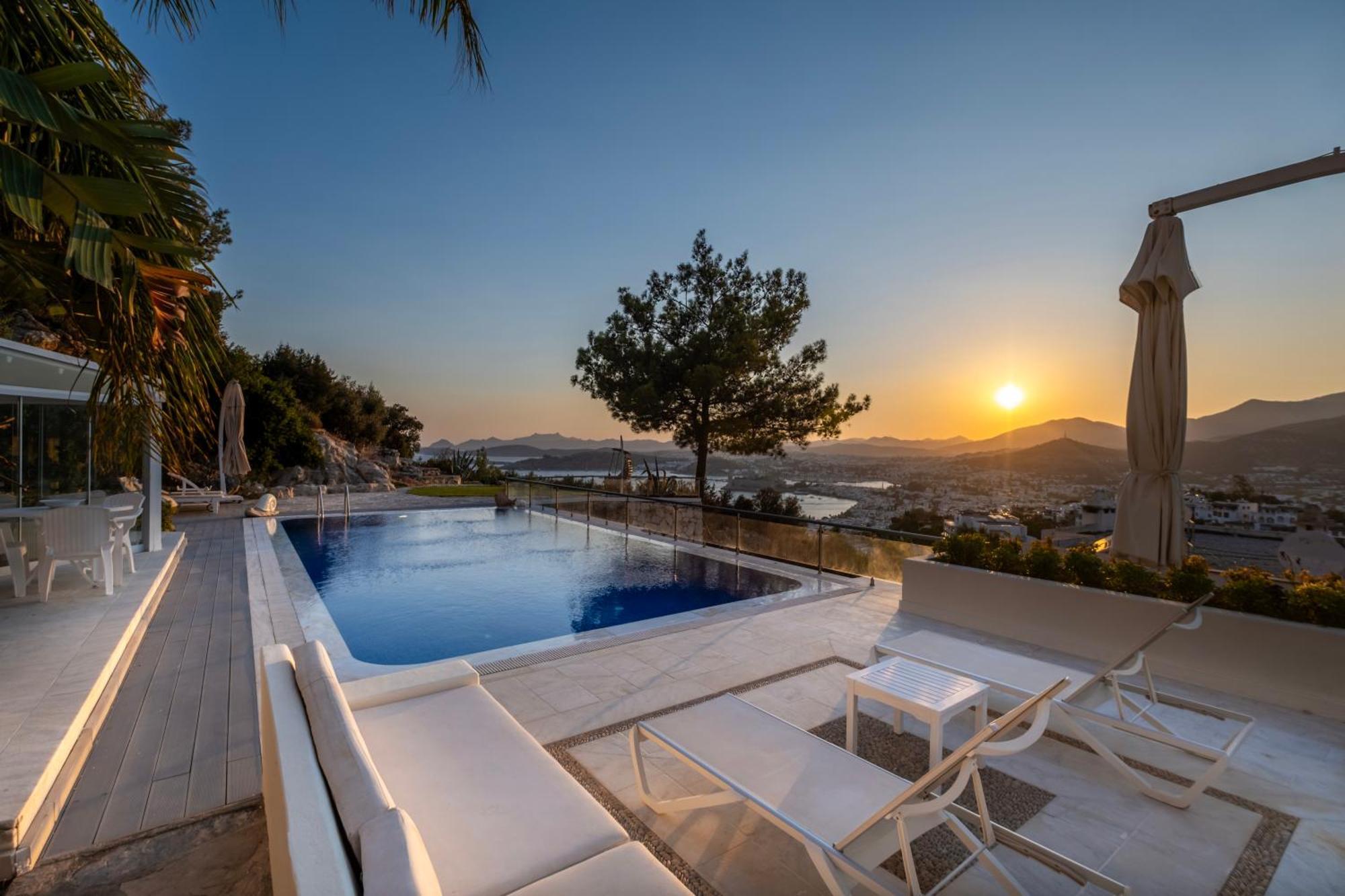 Panorama Mansion Villa *