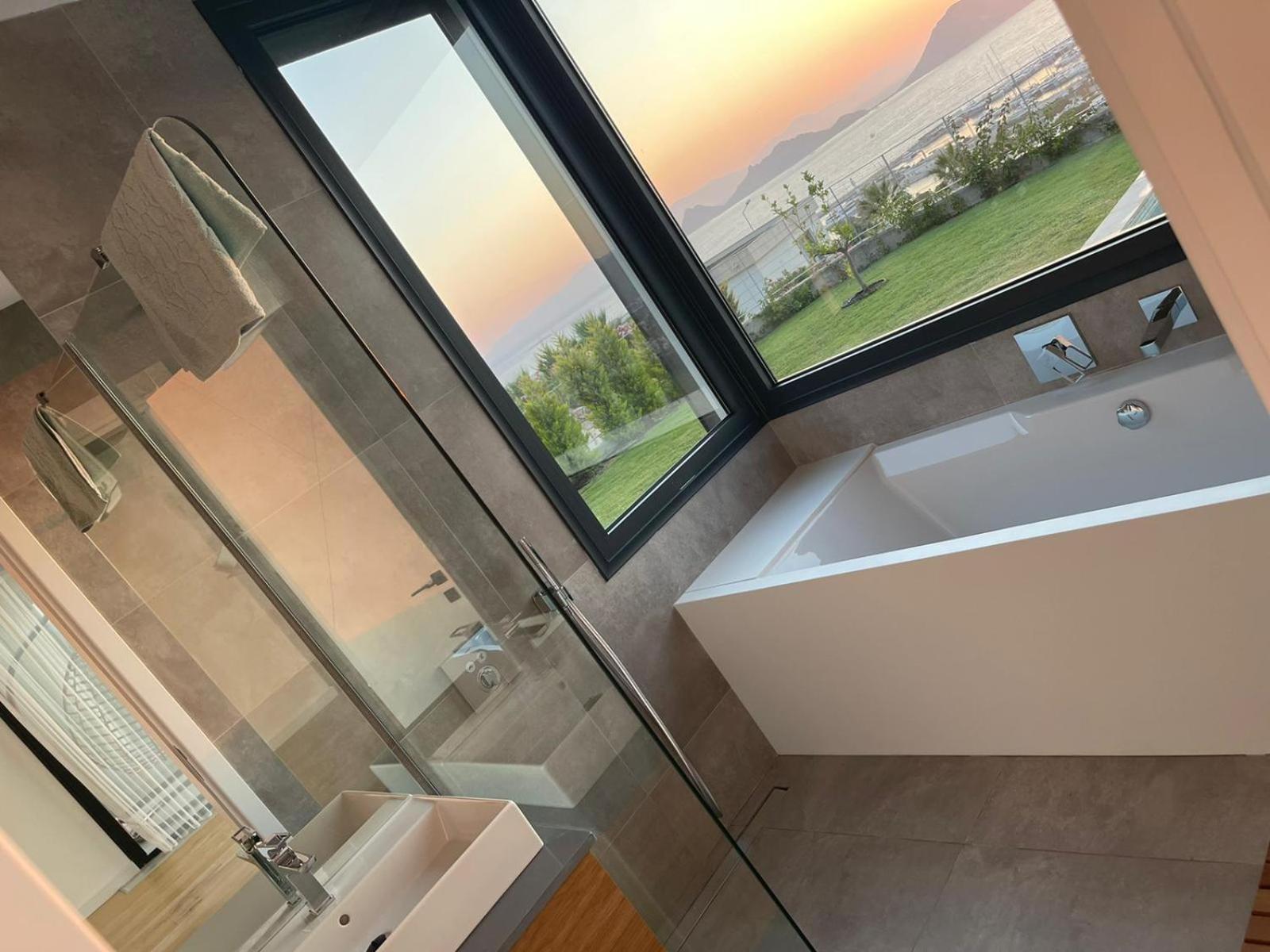 Luxury With Stunning Sea View And Spectacular Sunsets Villa