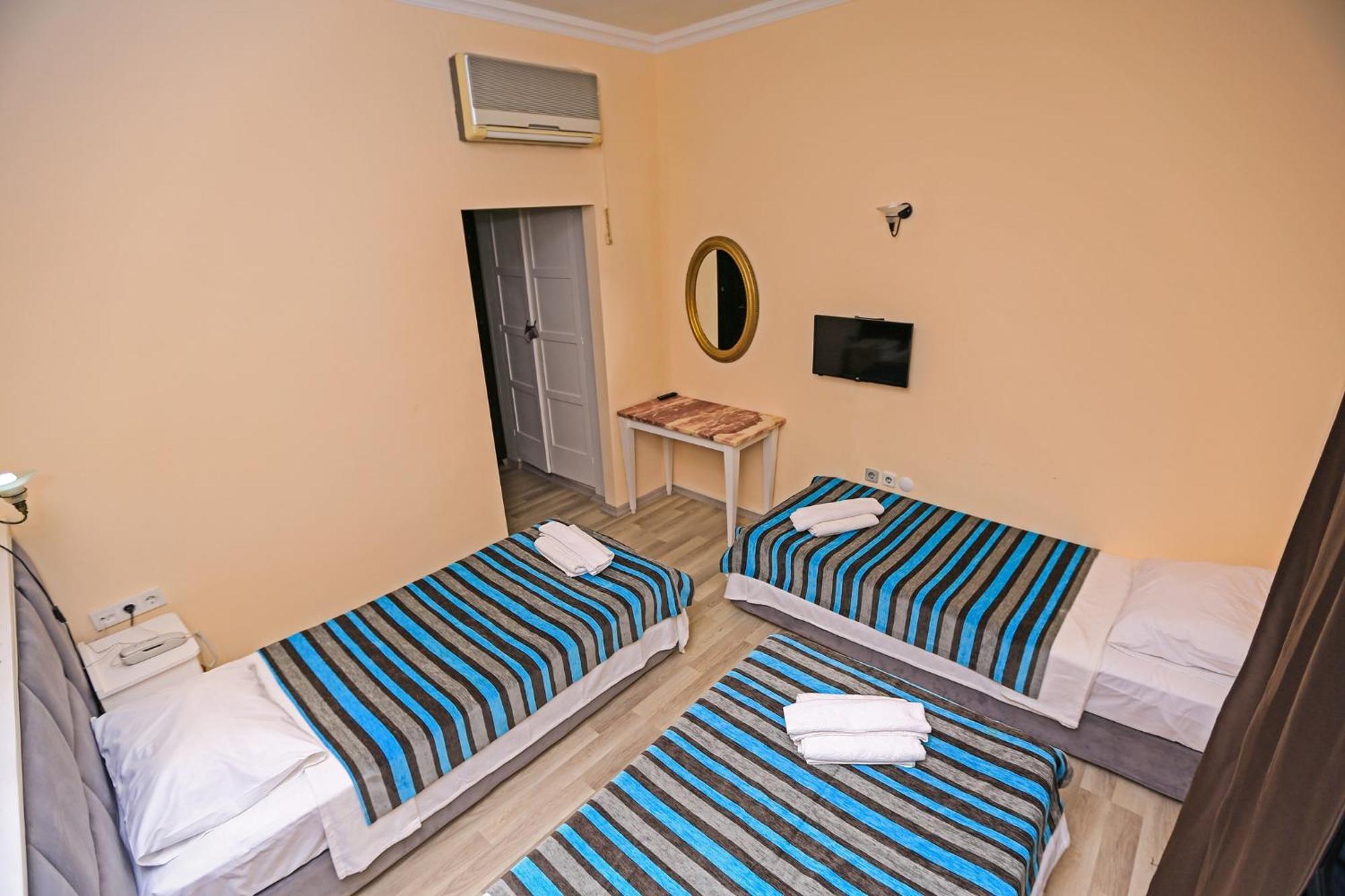 Hotel Bleu Nuit + Bodrum