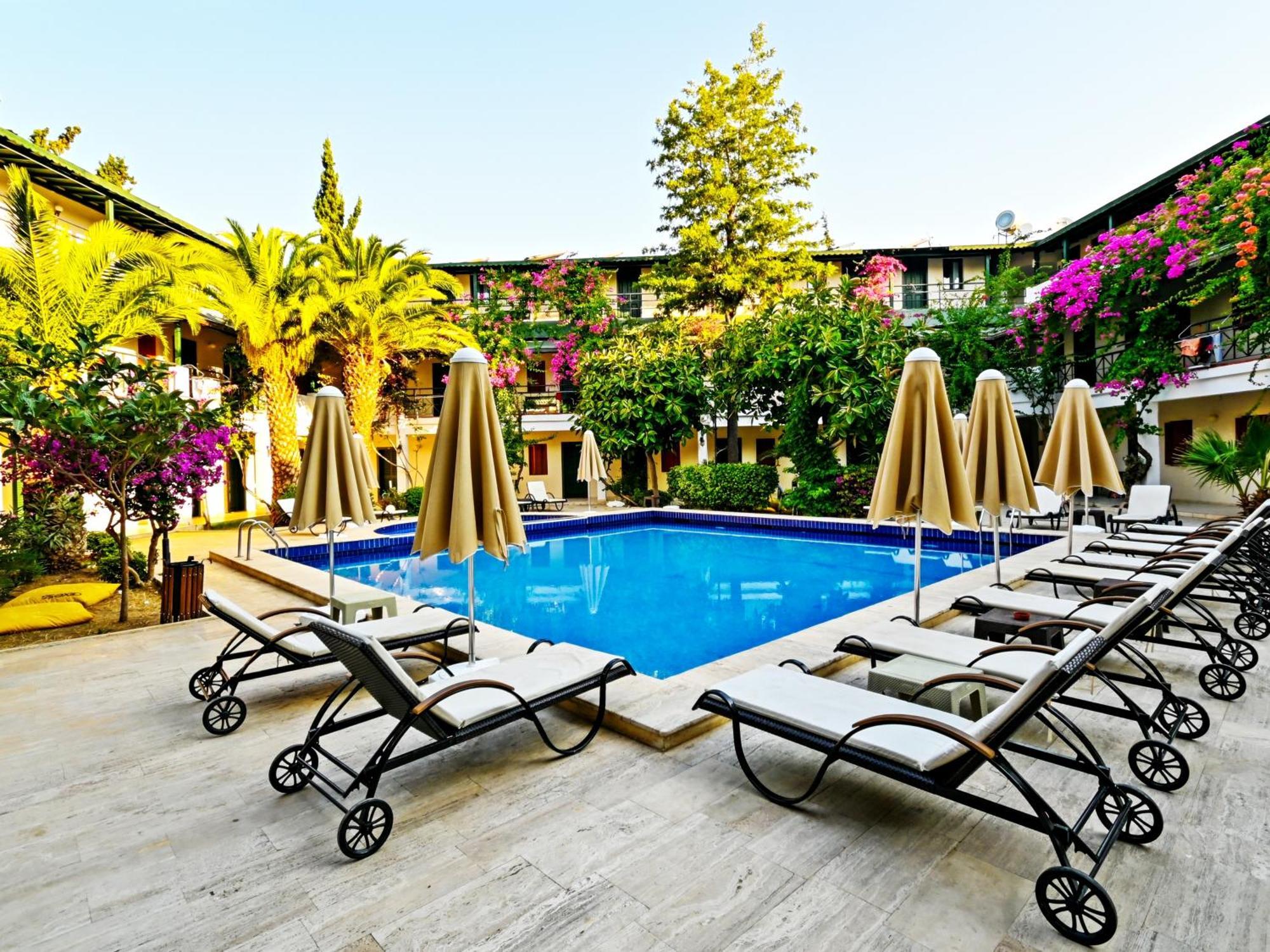 Hotel Bleu Nuit + Bodrum