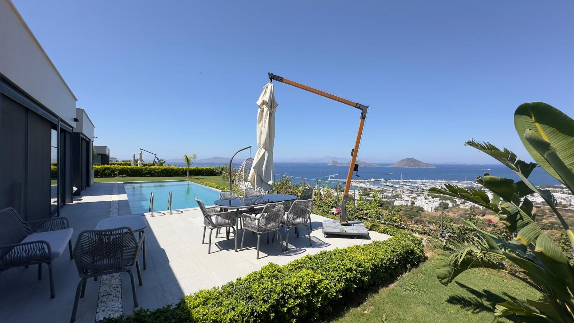 Luxury With Stunning Sea View And Spectacular Sunsets Villa *