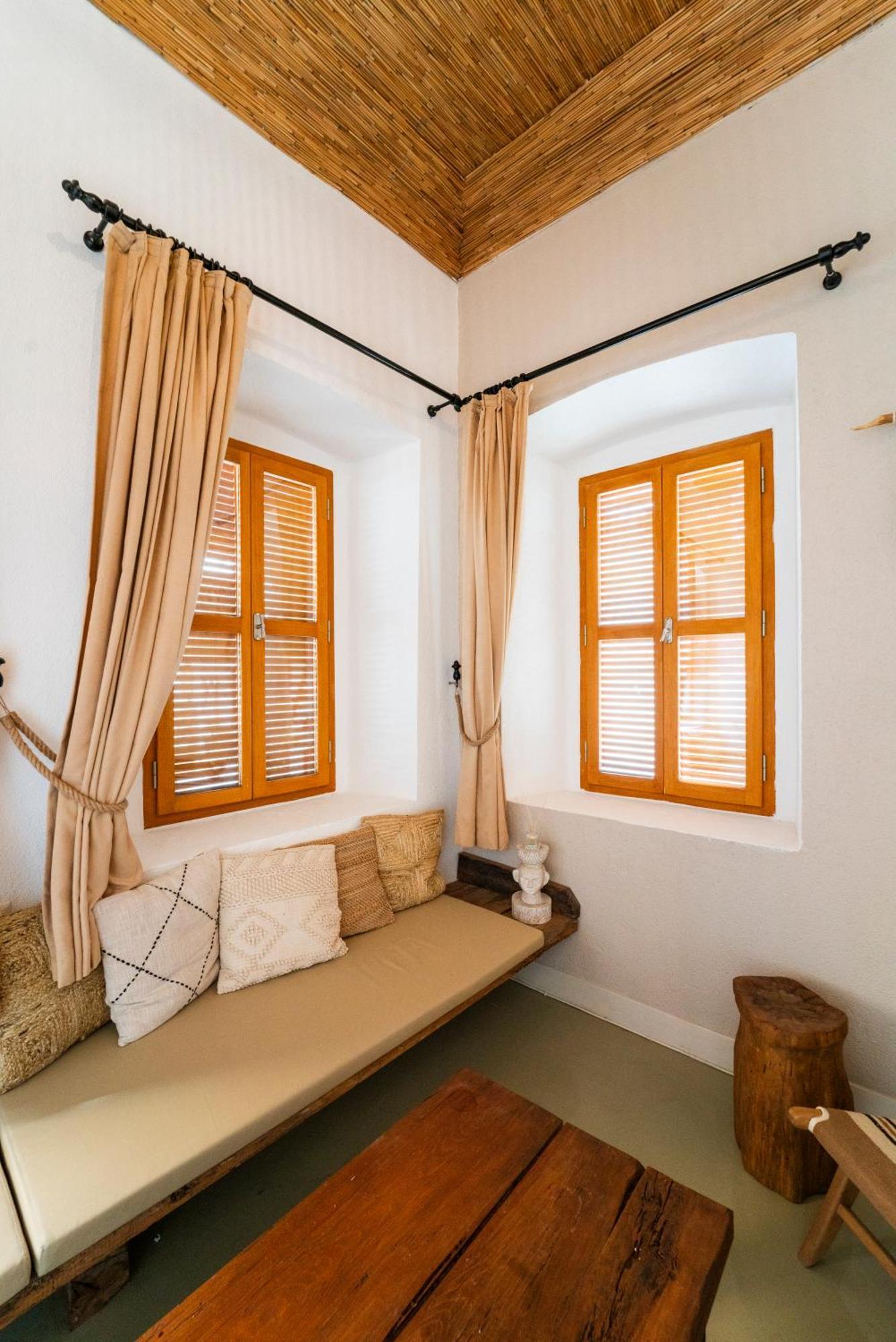 Notarius Hotel *