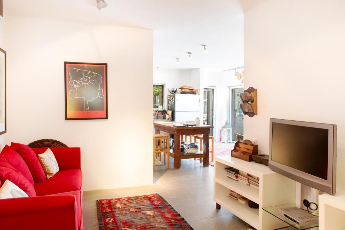 Stunning Sea View & Private Garden In *