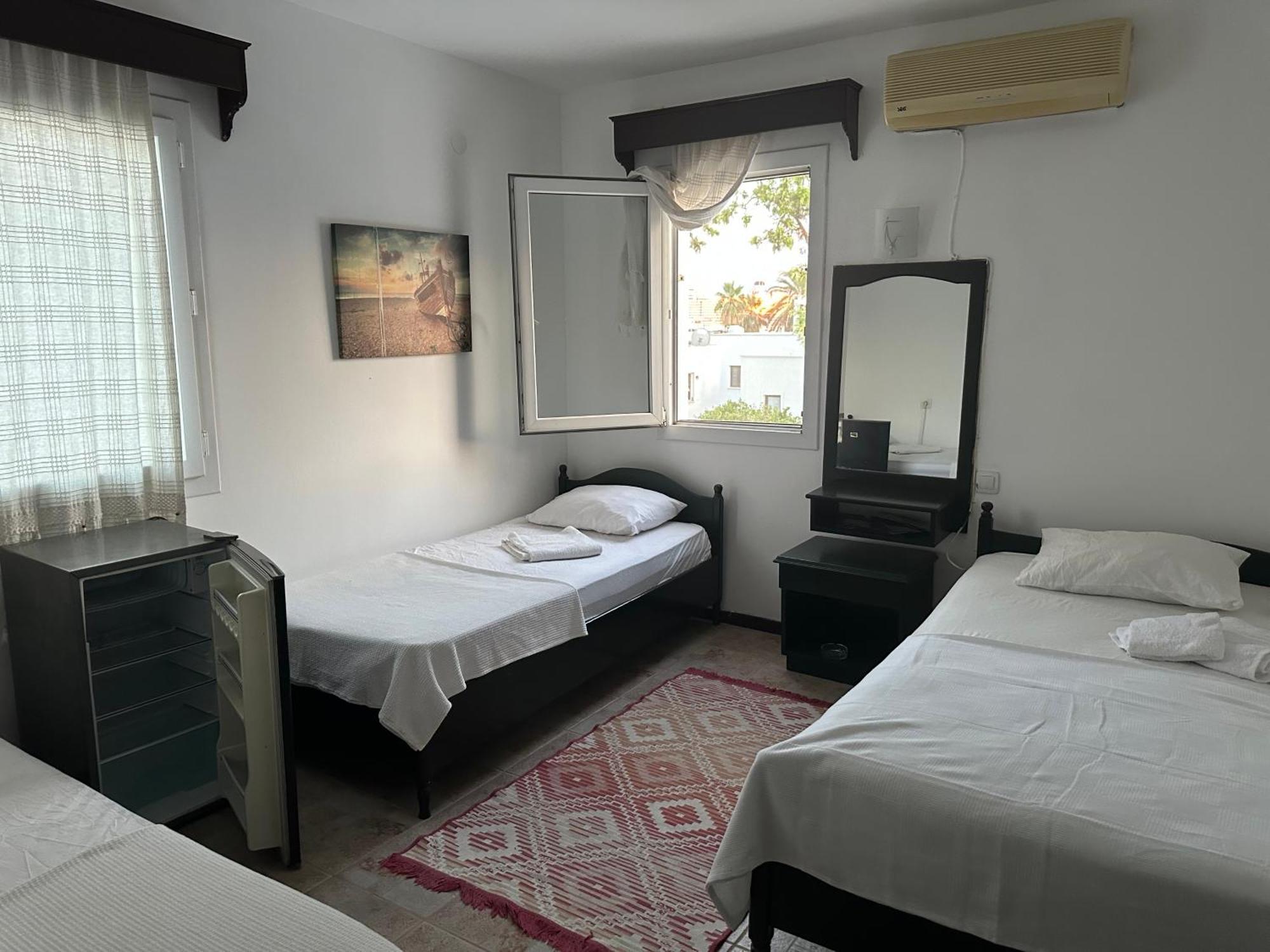 New Sedan Hotel