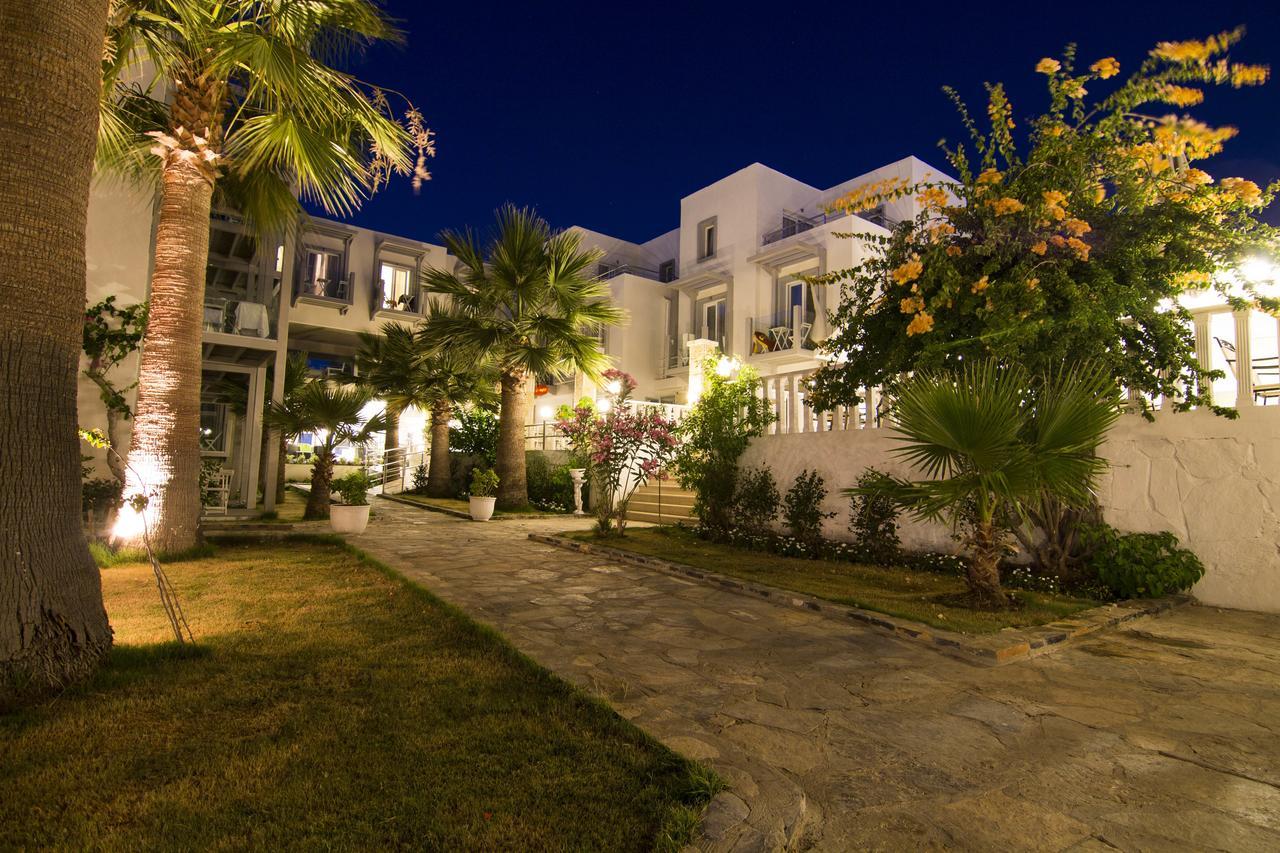 Charm Beach 4*