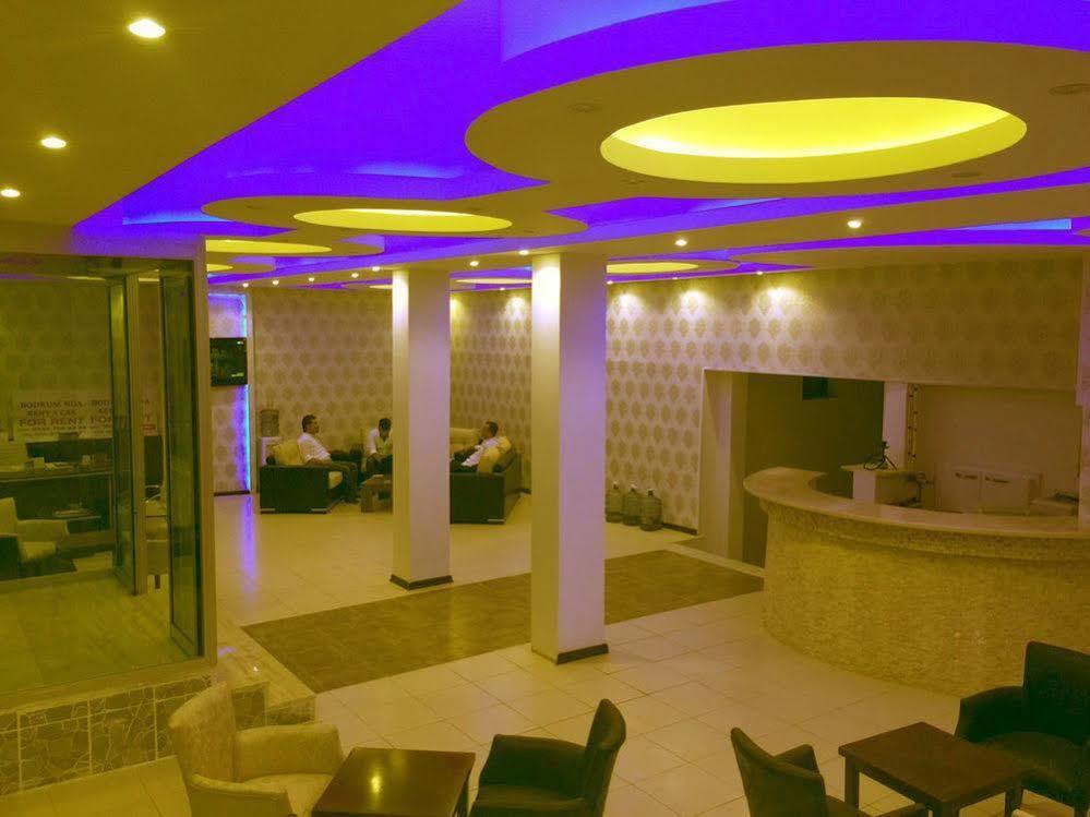 New 2 Hotel