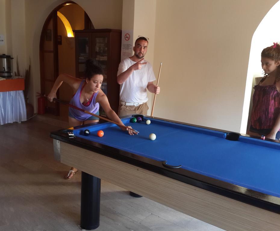 Kavala Otel *