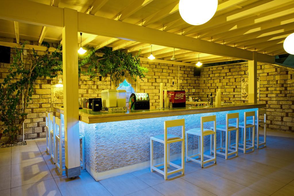 Salmakis &