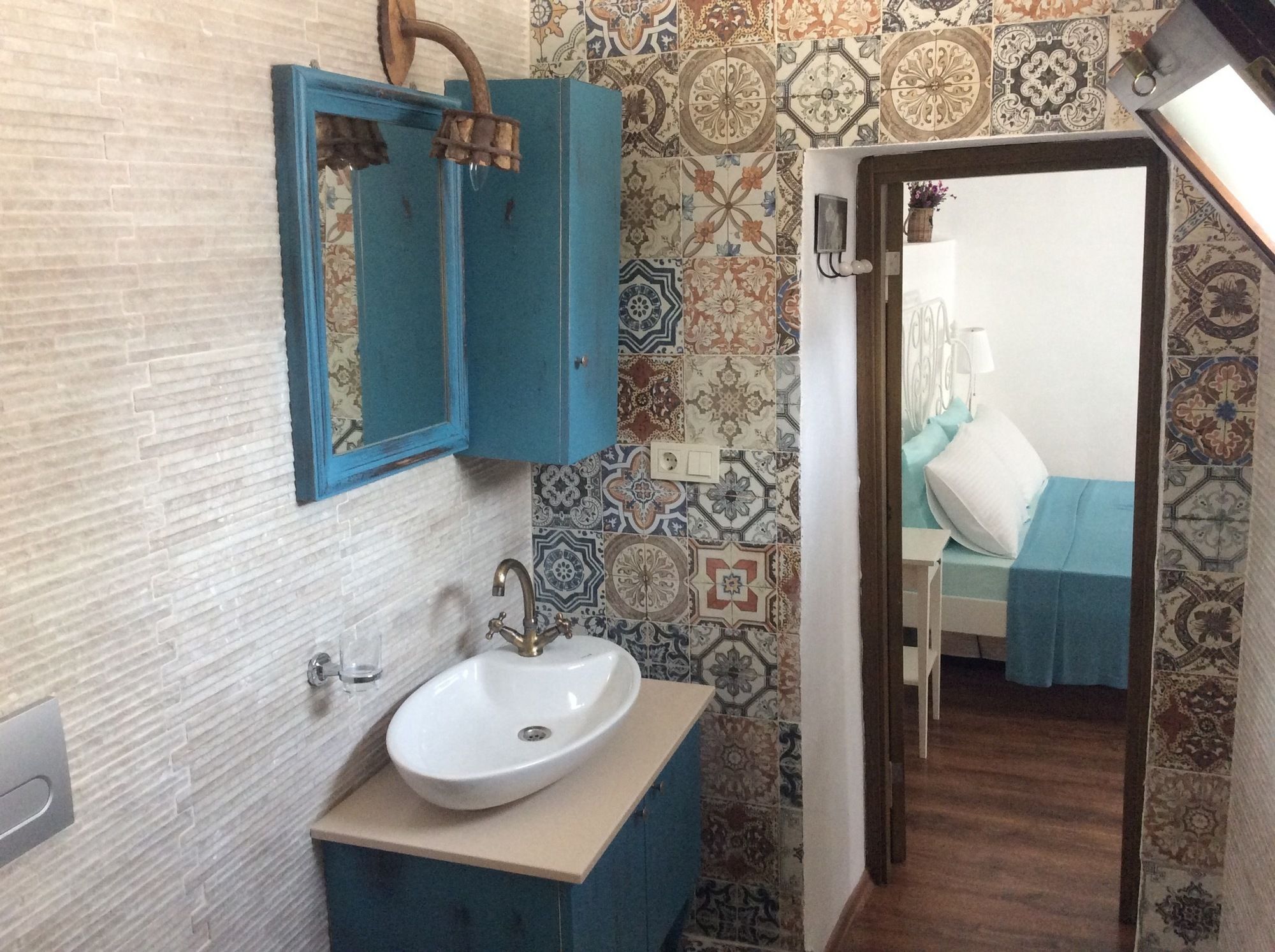 Otel Stone House *