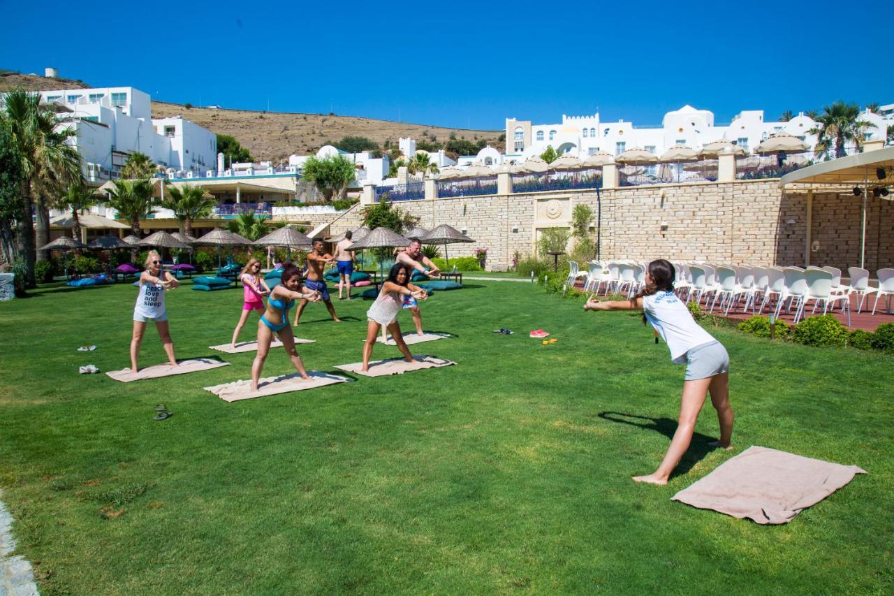 Resort Salmakis & 5*