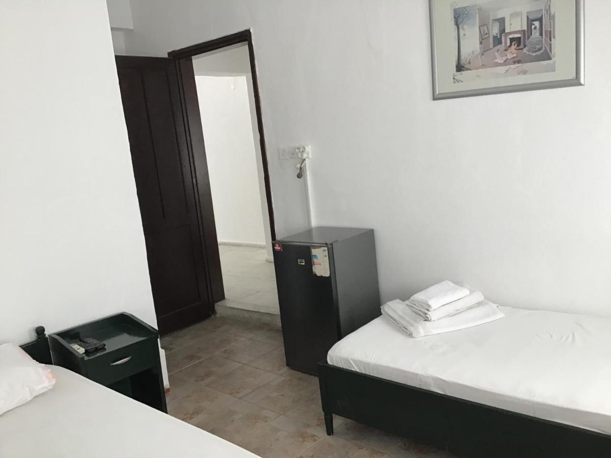 New Sedan Hotel *